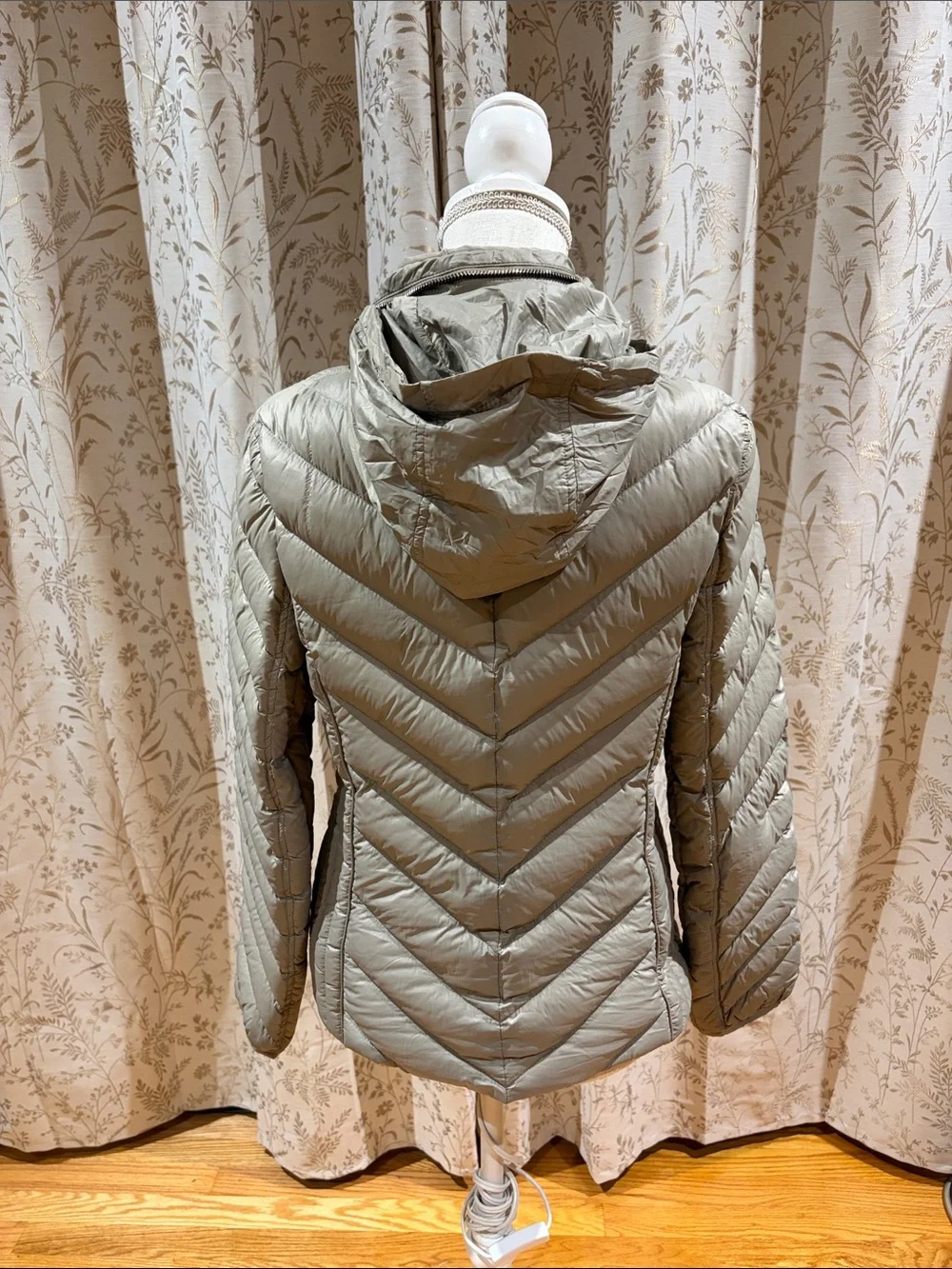 Michael Kors Women's Khaki/ Olive Quilted Packable Puffer Jacket size S/M